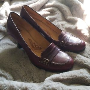 NWOT - Leather Heels - Sofft